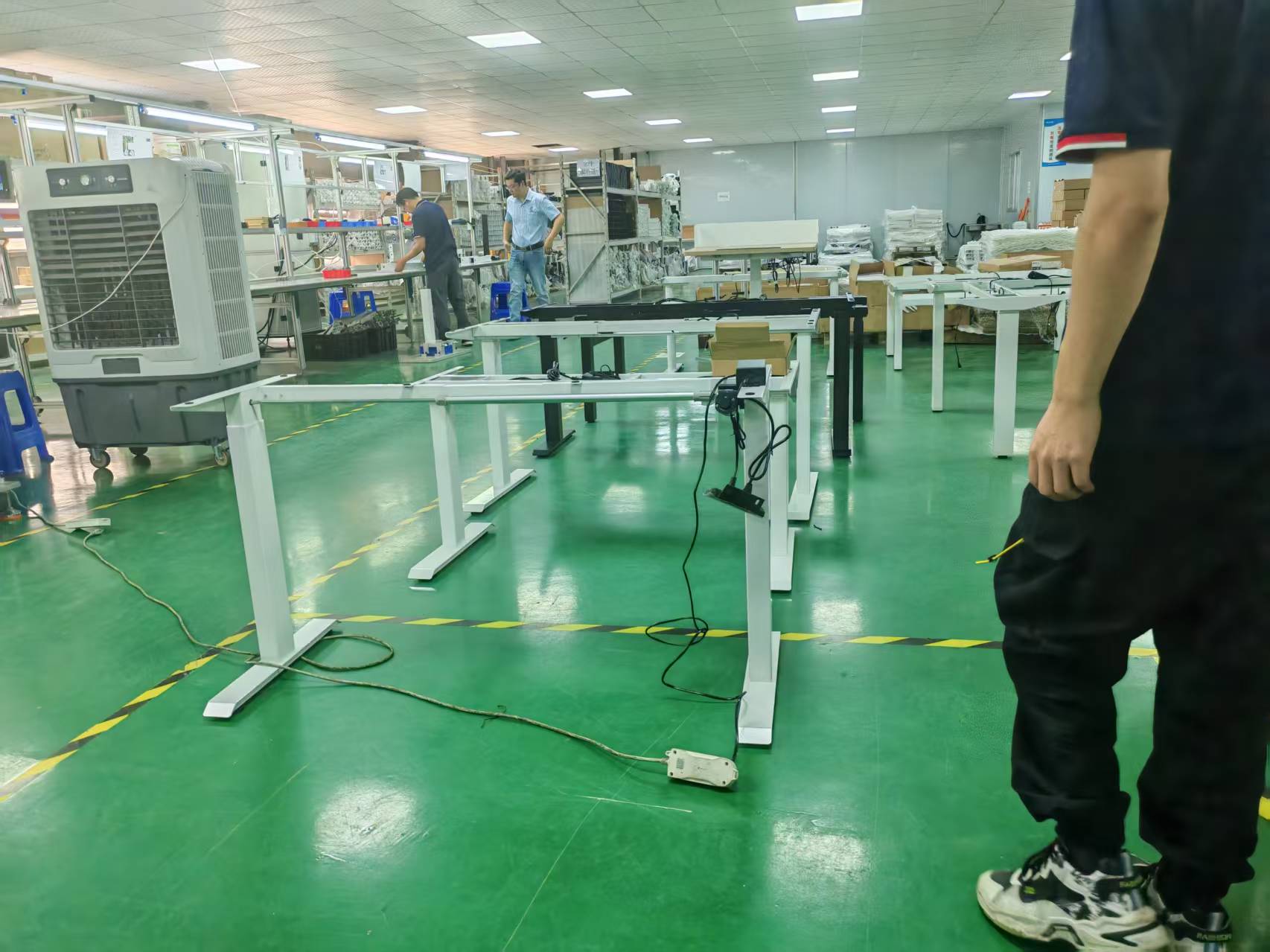 Precizie în mișcare: de ce cadrele electrice de birou în picioare Huagang stabilesc stabilitatea